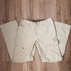 Patagonia Womens Tan Roll Up Hiking Pants Size 10